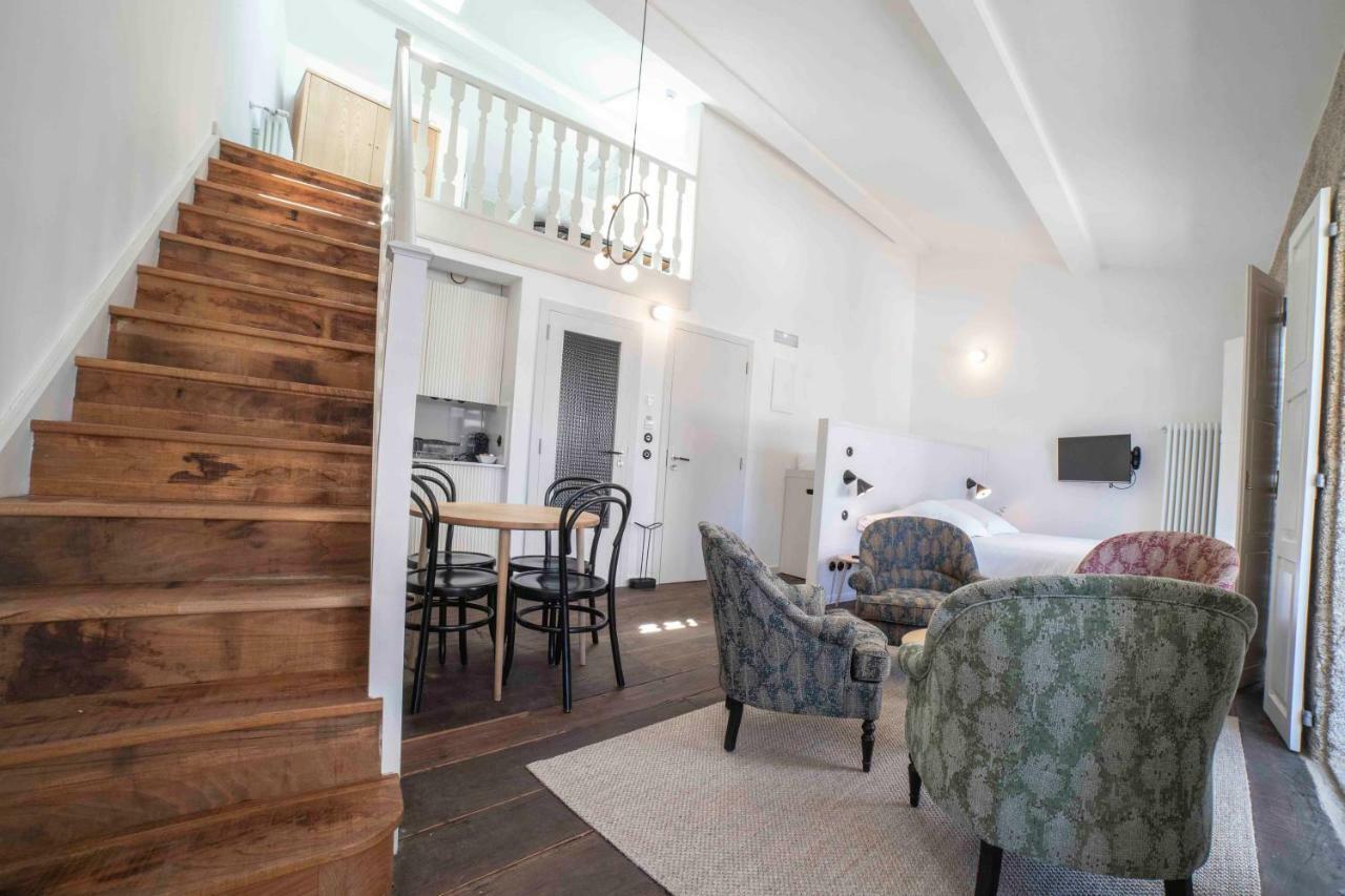 Infernino Apartments ซานติอาโก เด กอมโปสเตลา ภายนอก รูปภาพ